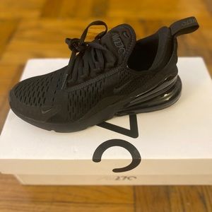 Nike women air max 270